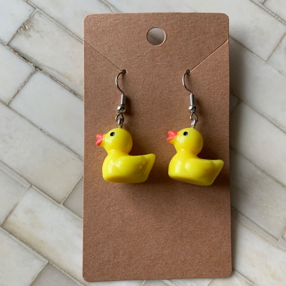 Japanese Anime Yellow T-shirt size 3XL (fits XL) & Handmade Duck Earrings - Picture 11 of 16